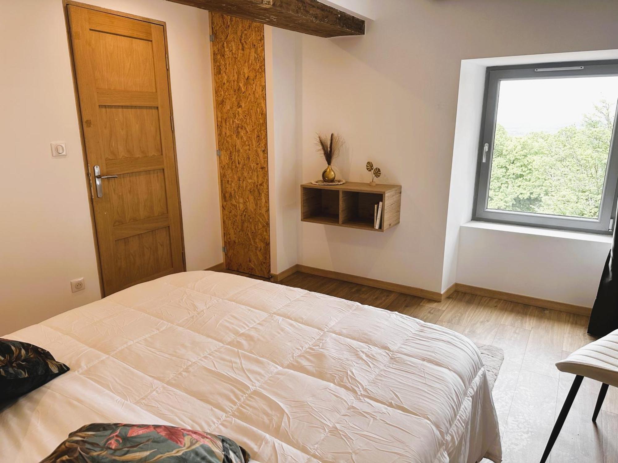 Les Remparts Apartment Langres Exterior photo